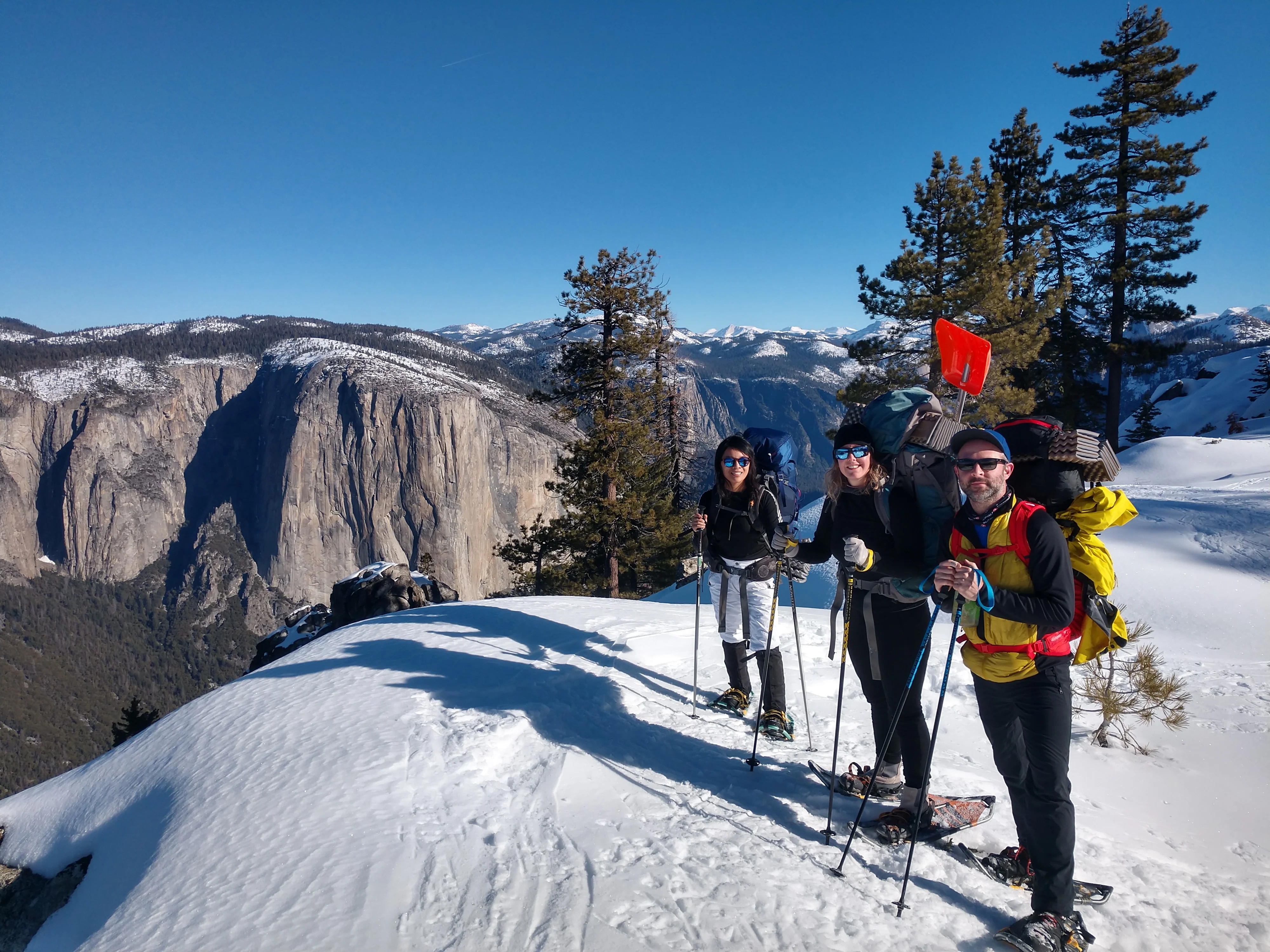 Snowshoeing Yosemite: Valley Overlook - Image 6