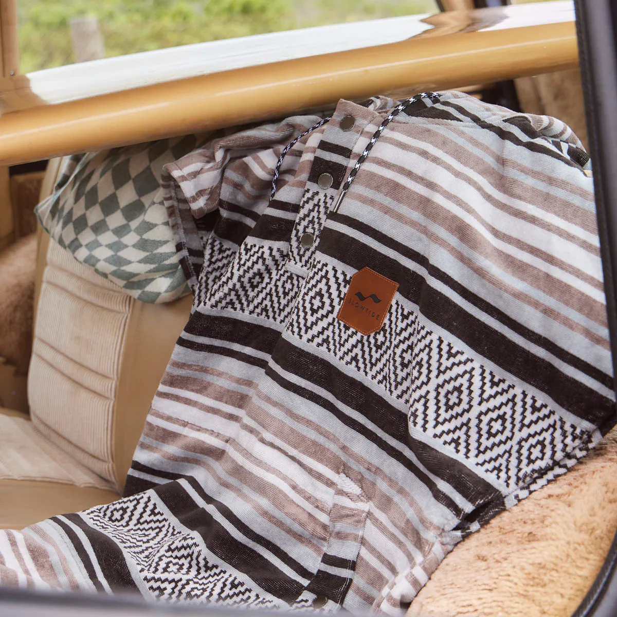 Fouta Lightweight Turkish Poncho - Image 5