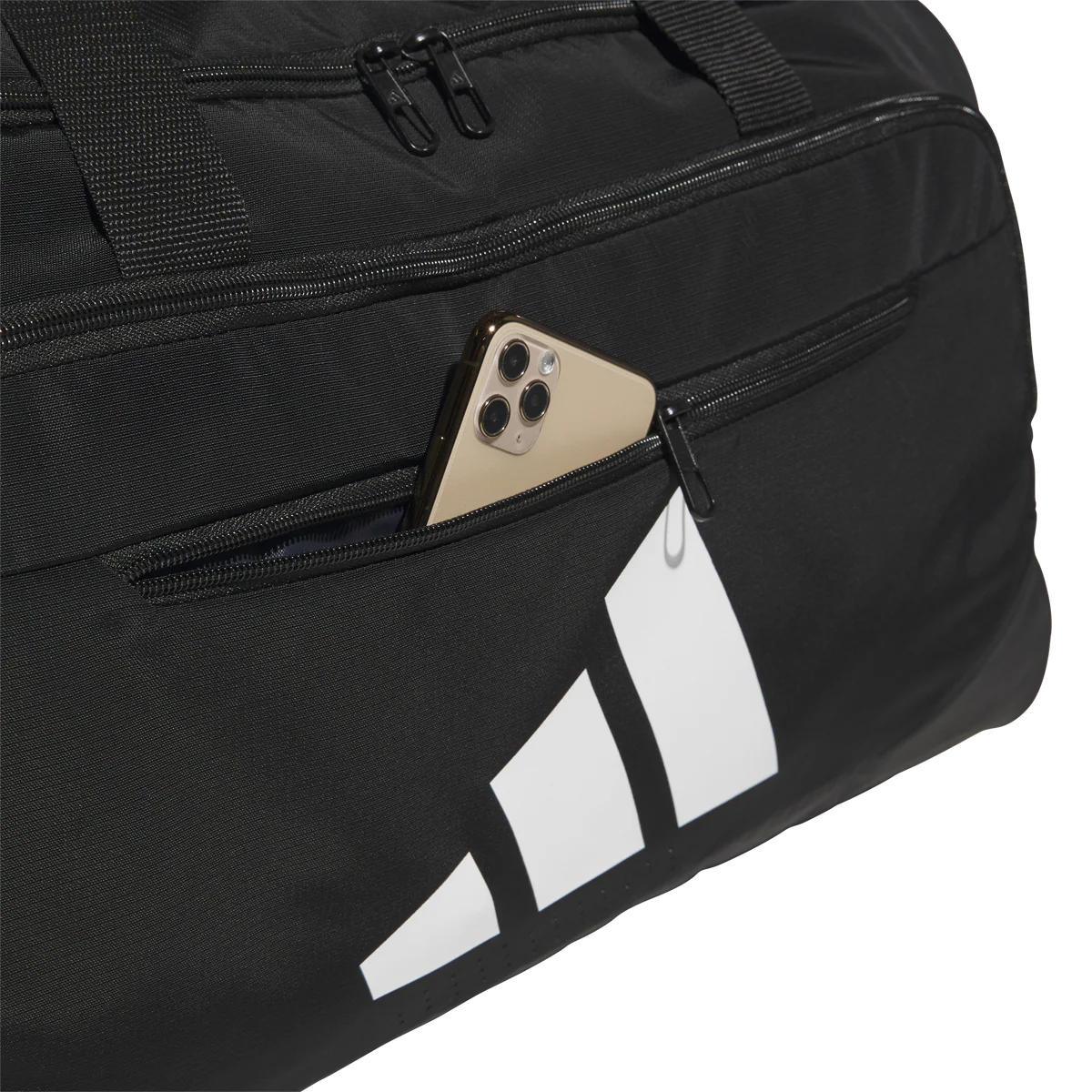Defender 5 Medium Duffel - Image 5