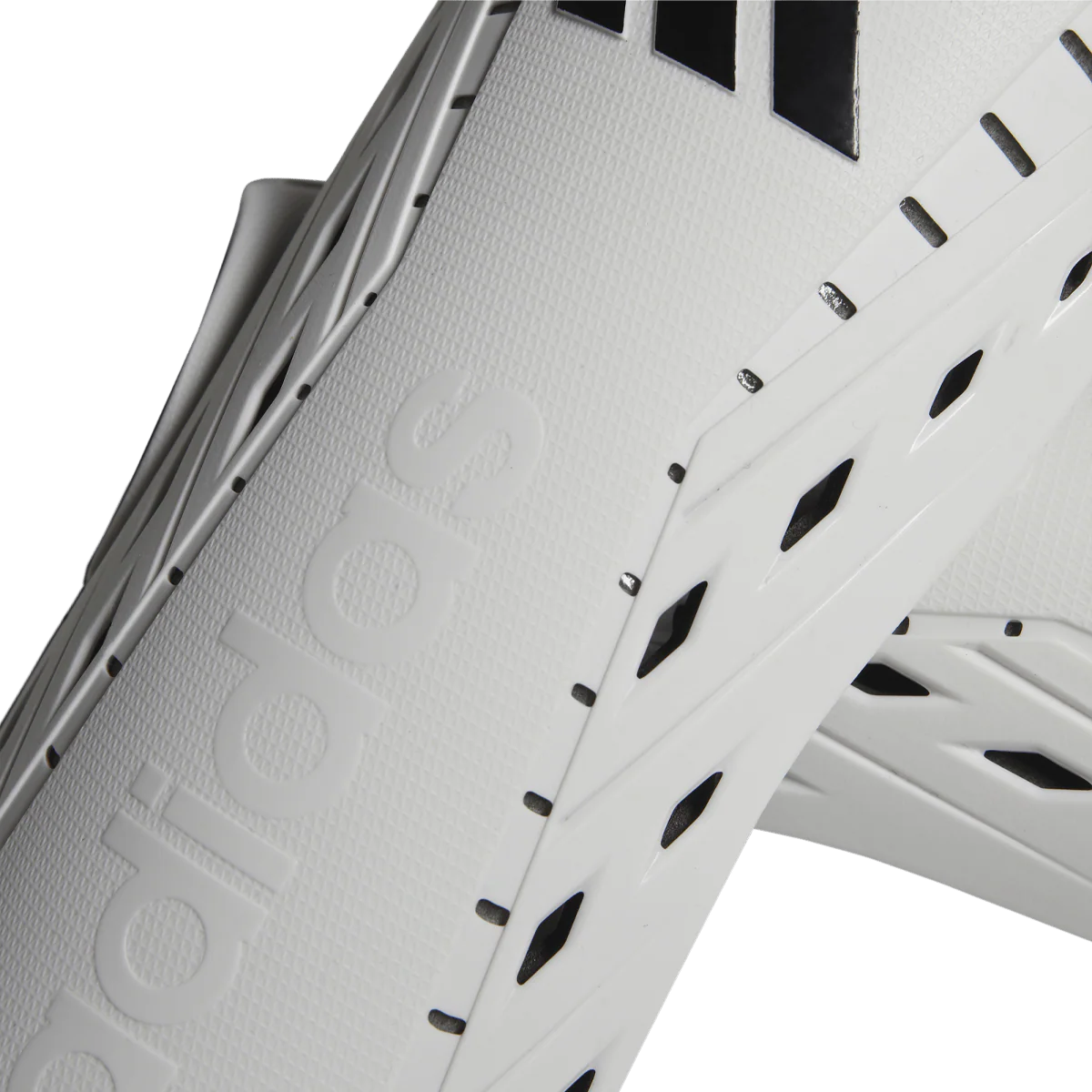 Tiro Club Shin Guard - Image 3